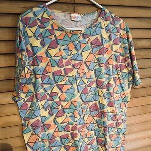 Lularoe T-shirt